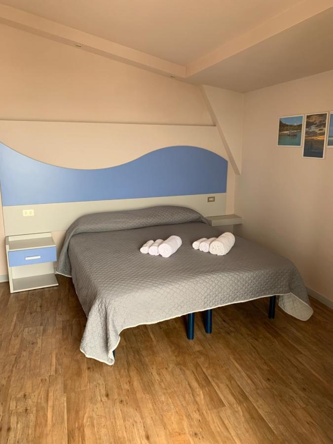 Hotel Moderno - Bed & Breakfast Cervia Kültér fotó