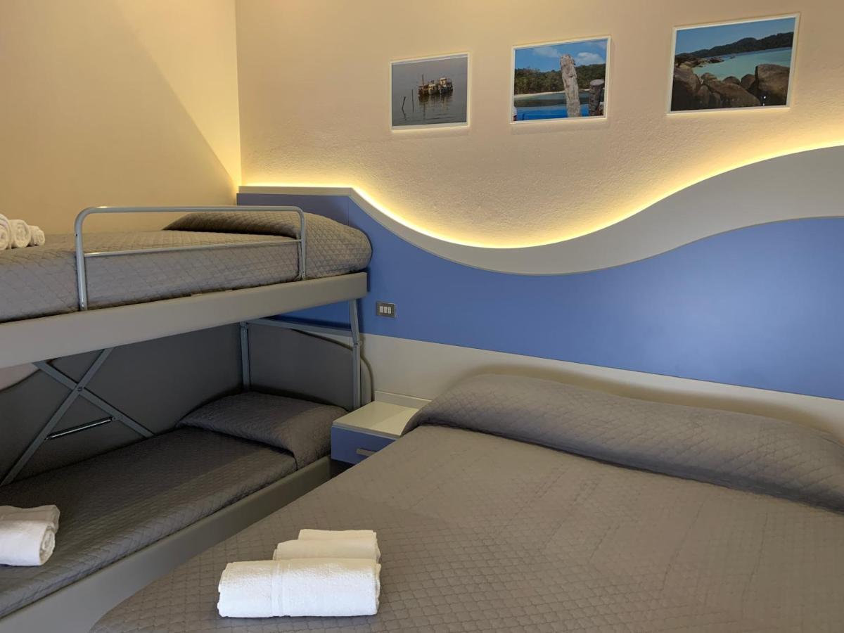Hotel Moderno - Bed & Breakfast Cervia Kültér fotó